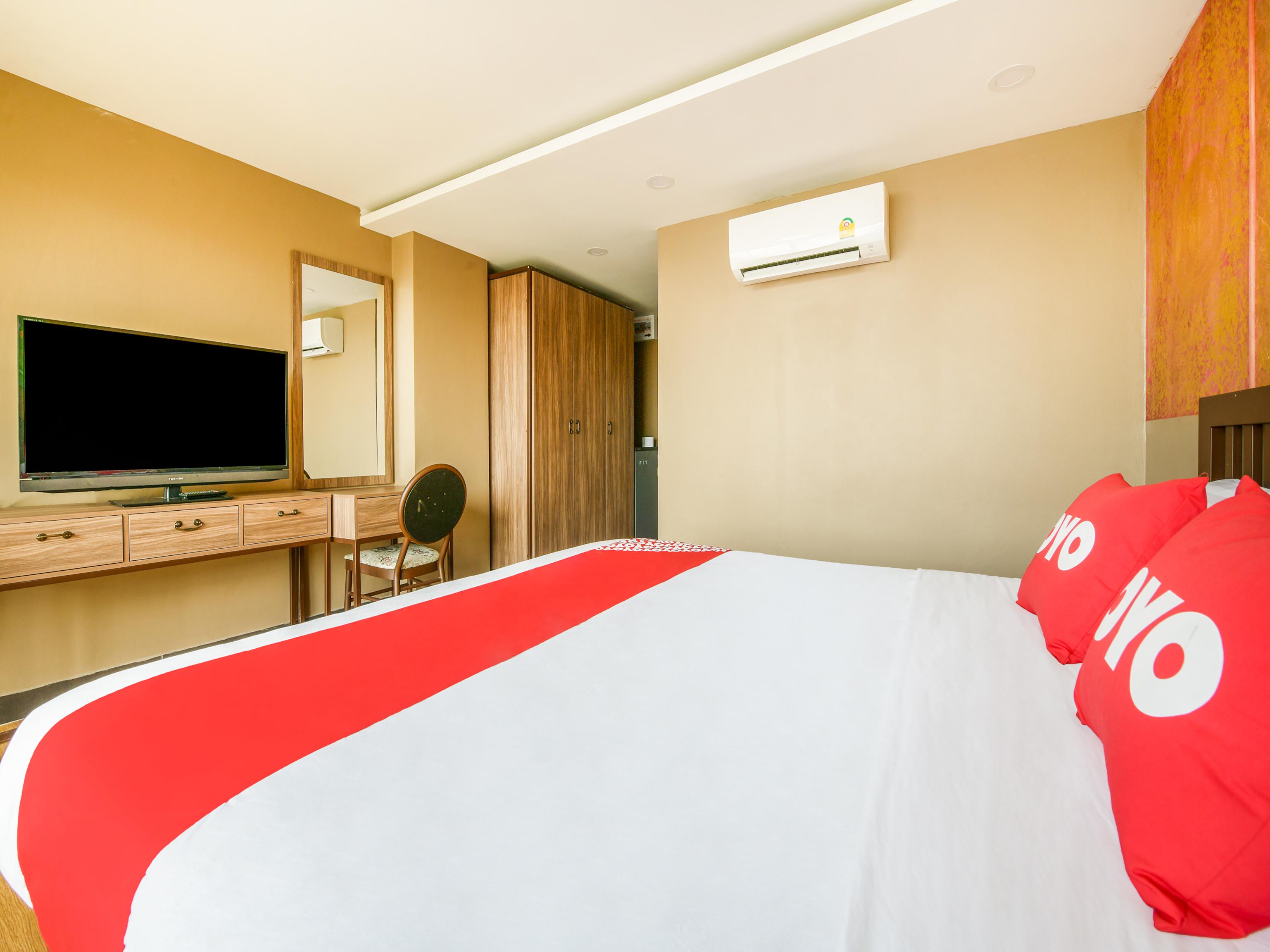 Super Oyo 458 Nakorn Siam Boutique Hotel Pattaya Buitenkant foto