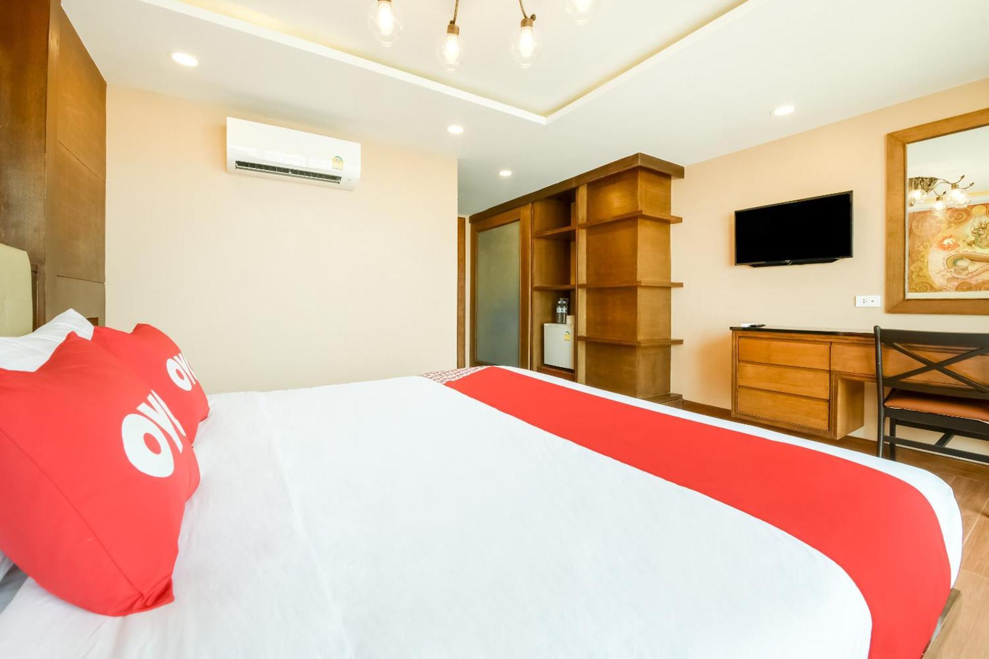 Super Oyo 458 Nakorn Siam Boutique Hotel Pattaya Buitenkant foto